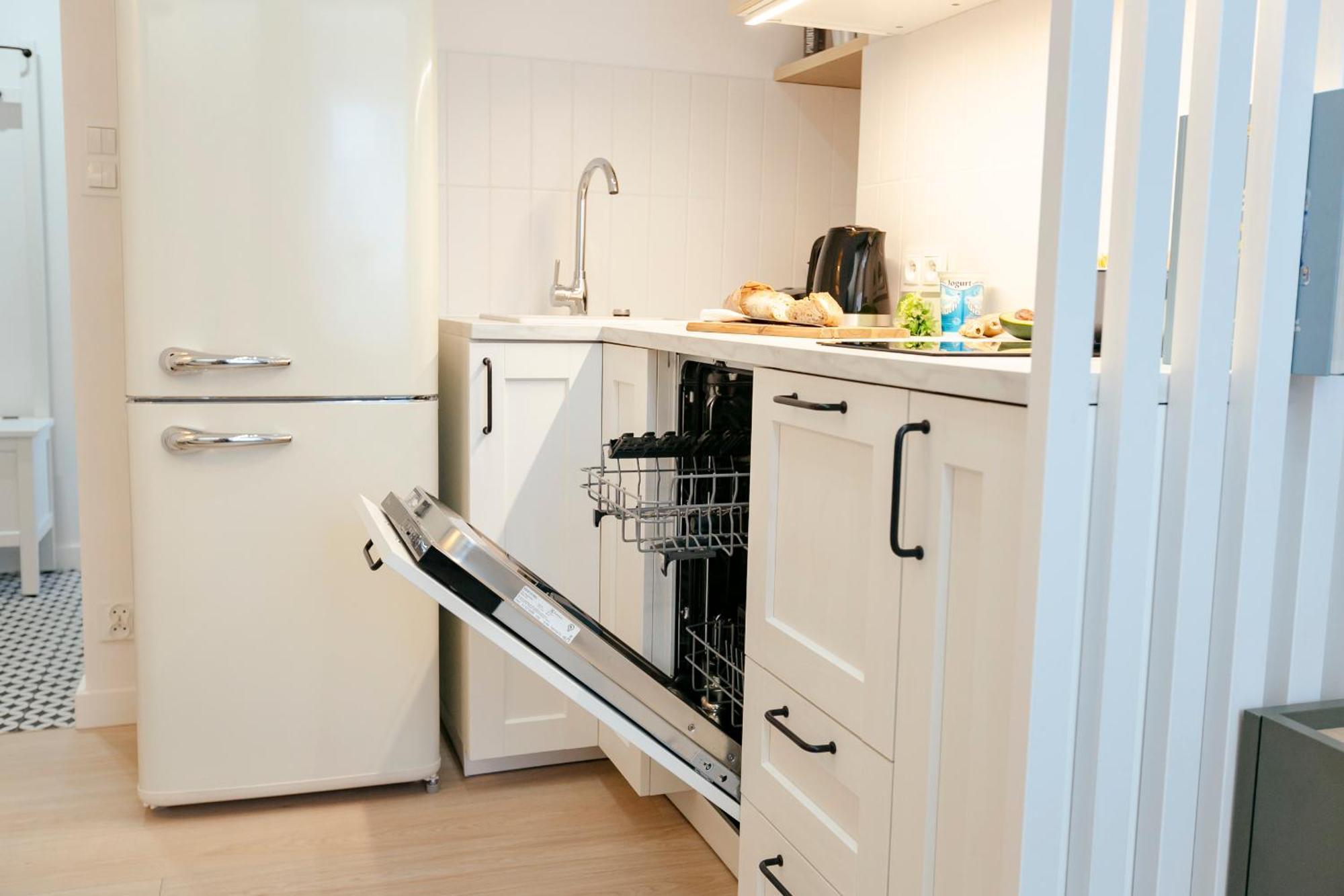 Pulawska 11 -Prywatny Apartament 4 Osobowy W Centrum Warszawy - Better Rental Warsawa Bagian luar foto